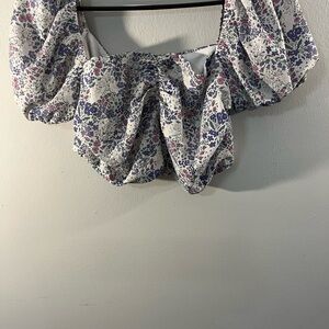 Pink Lily Floral Puff Sleeve crop top